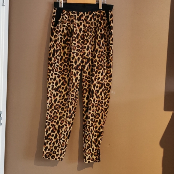 Buffalo animal print size large pants - Picture 2 of 8